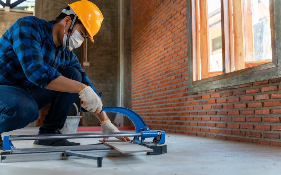 Choisir un artisan carreleur : critères clés pour un chantier réussi